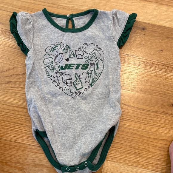 Gray and Green Jets Baby Onesie - Picture 1 of 4